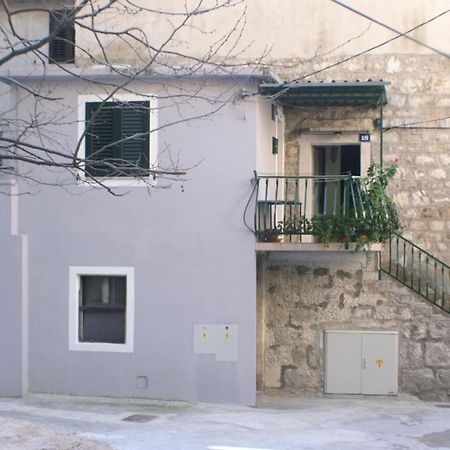 Apartments With A Parking Space Omis - 4327 エクステリア 写真